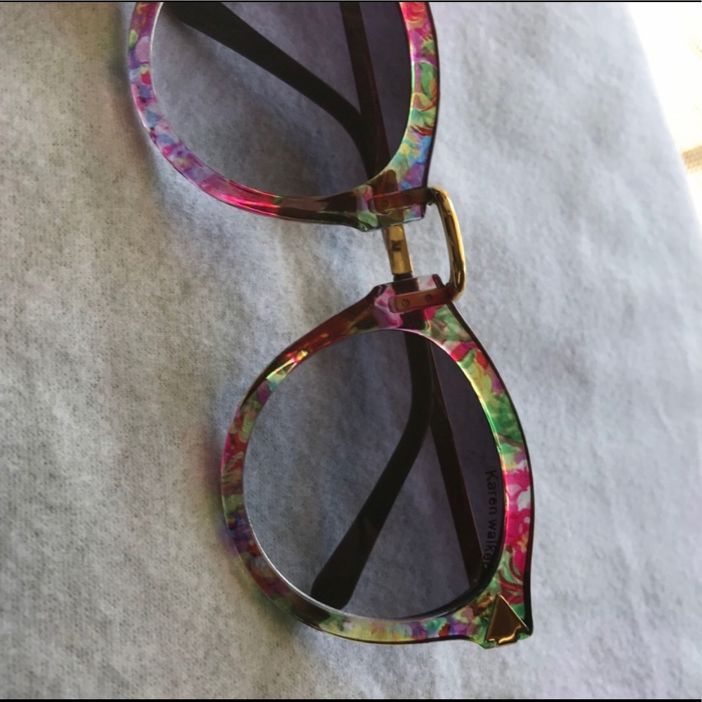 Sunglasses - Picture 4 of 8